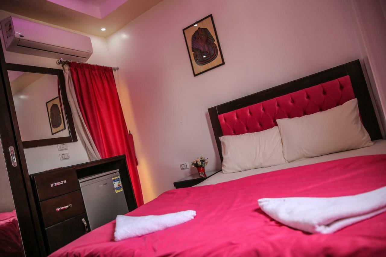 Queen Pyramids View Inn Kafrat al Jabal Exterior foto